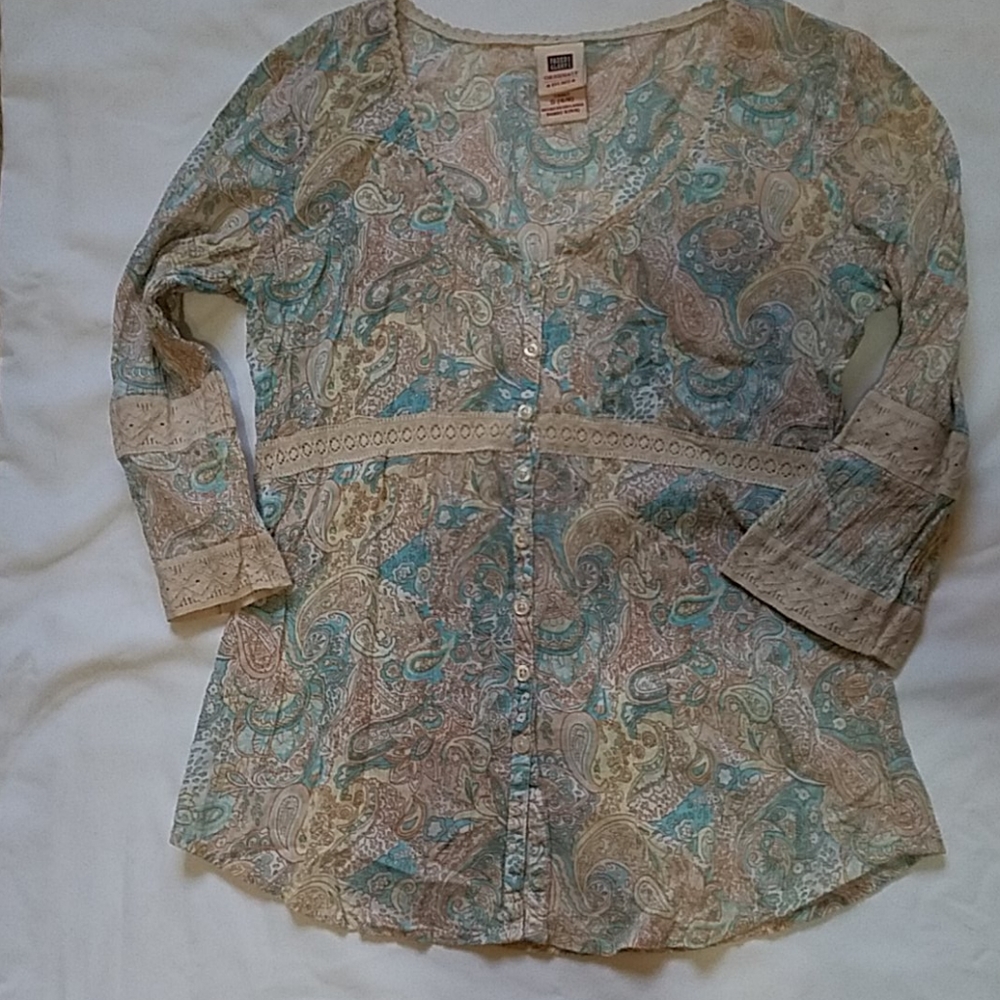 Button down blouse - Picture 3 of 4